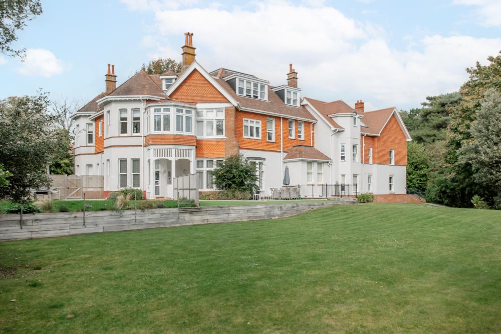 McKinley Road, West Cliff, Bournemouth Saxe Coburg